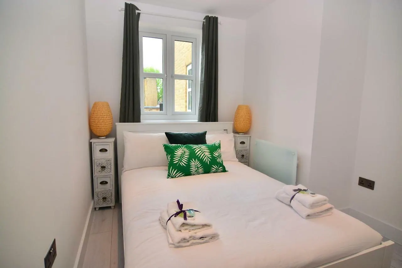 Apartment Wharf - Macarena Apartments London 0*,  United Kingdom