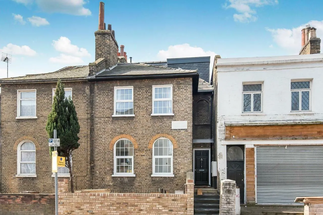 Apartment Wharf - Macarena Apartments London