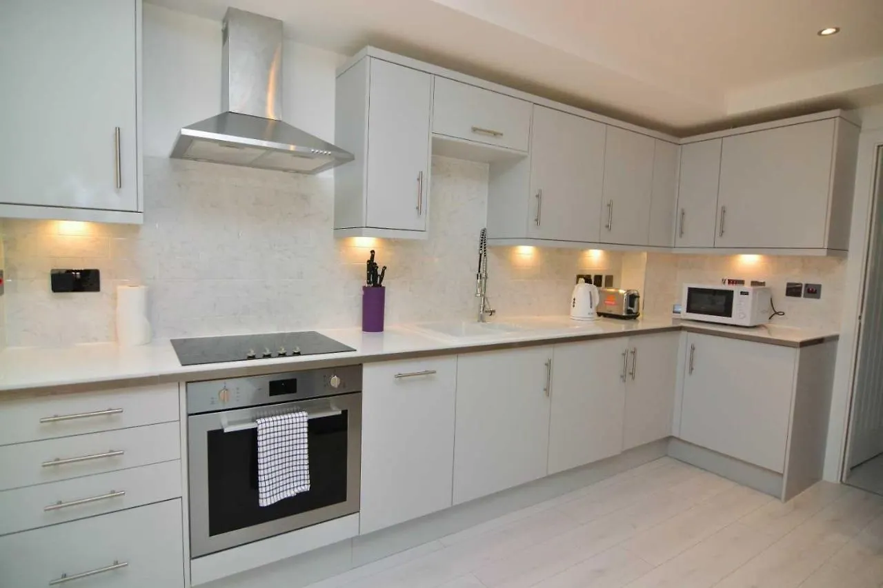 Apartment Wharf - Macarena Apartments London
